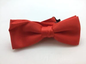 Hooters Orange Bowtie Restaurant Hotel Memorabilia - Picture 1 of 2