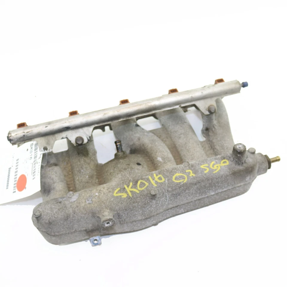 Coletor de admissão Volvo OEM 9488033 com trilho de combustível para 2.5L S60 V70 S80 XC90 - Imagem 1 de 4