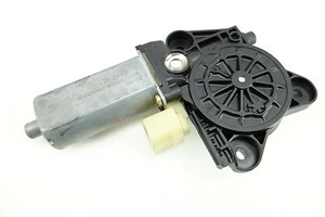 01-07 Mercedes W203 C230 C55 C240 Rear Left Window Regulator Motor 2038202942 - Picture 1 of 4