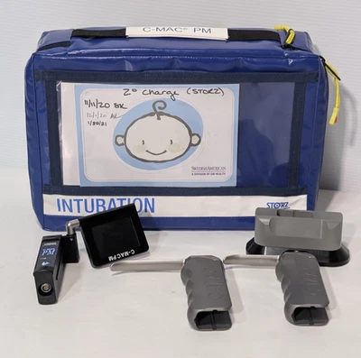 Karl Storz Pax Bag w/ C-MAC PM 8401XD Pocket Monitor, (2) 8401DXC Laryngoscopes - Image 1 of 4