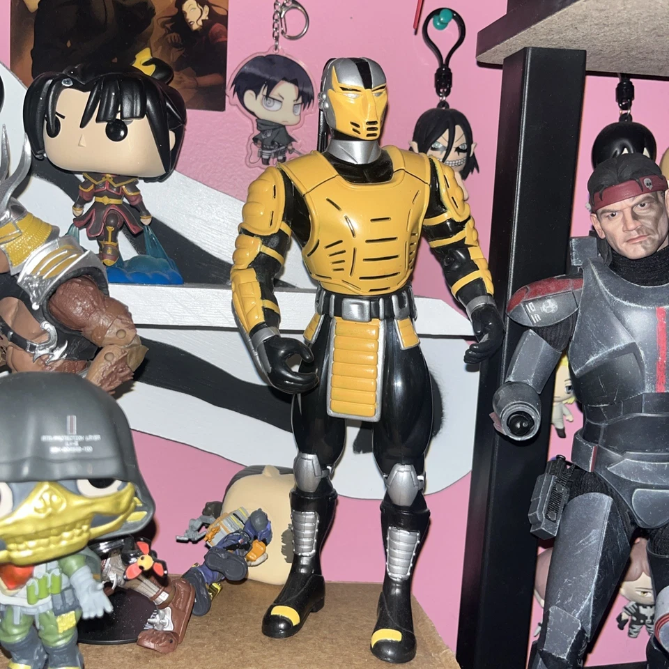 Cyrax Action Figure Mortal Kombat 10” Yellow Video Game Midway Toy Island 1998 - Image 1 of 1