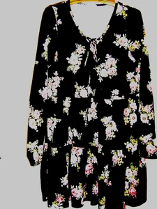 le KATE ABITO DONNA S tg nero con fiori multicolore manica lunga - Foto 1 di 4