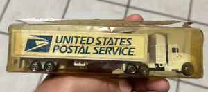 Golden Wheel United States Postal Service USPS 1/87 HO scale semi truck trailer