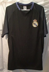 Real Madrid Black Sewn Team Logo Mens Soccer Jersey Size Large - Picture 1 of 3