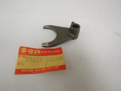 Horquilla de cambio Suzuki DR370, DR400, SP370, SP400 1978-80 Nos # 2 p.n 25221-32400 Foto 1 de 2