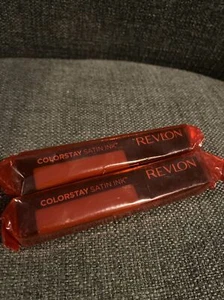 Lápiz labial líquido X2 de Revlon, tinta satinada ColorStay 013 Holy Pumpkin, 0,17 fl oz - Imagen 1 de 3