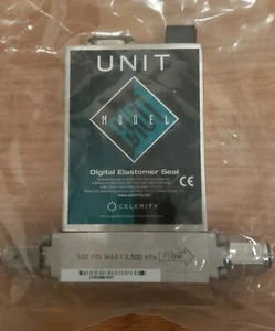 Unit Celerity UFC-8101 Mass Flow Controller 300 SCCM H2(Hydrogen) 8101-100495 - Picture 1 of 3