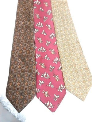 Lote de 3 Corbatas de Seda Hermes Para Hombre Francia Pájaros Hojas Florales Multicolor Rojo Marrón  Foto 1 de 4