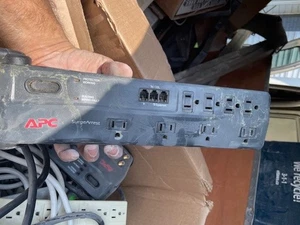 APC SurgeArrest 3400 Jules Surge Protector NEW Open Box Model P11VNT3 - Picture 1 of 2