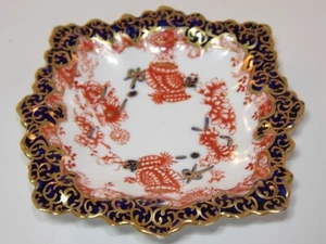 Royal Crown Derby Melton 2649 Stacheldraht Imari quadratisch Schmuck Pin Schale 1903 sehr guter Zustand - Bild 1 von 6