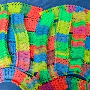 Magic Track Trax Flexible Track Lot with Over 17ft Of Track in Neon Colors - Picture 1 of 5