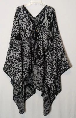 Andrew MARC NEW YORK Negro Estampado Animal Suéter Largo Chal Capa; Talla Única Foto 1 de 4