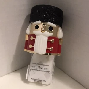 BATH & BODY WORKS GLITZERNDER ROTER NUSSKNACKER WANDBLUMEN DUFT STECKHALTER - Bild 1 von 3