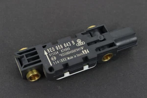 8E0959643B Original Audi A4 B7 8E Transverse Accelerometer Crashsensor Behind - Picture 1 of 3