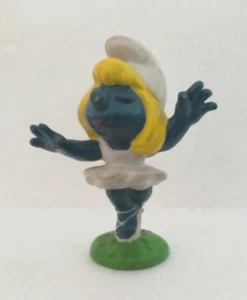 Smurfs Ballerina Smurfette 1979 Vintage PVC Toy Peyo Figurine Smurf - Picture 1 of 6