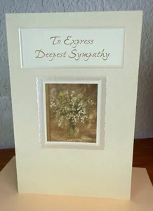 Vintage Carlton Cards "To Express Deepest Sympathy" Condolences Card - Picture 1 of 3