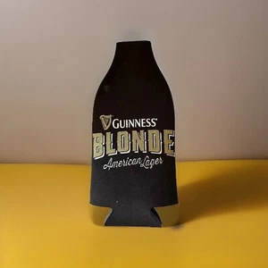 Chaqueta Botella Guinness Rubia Americana Lager Cremallera Cerveza Koozie Negra Dorada - Imagen 1 de 2