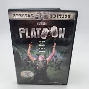 Platoon (Special Edition) Tom Beringer, Willem Dafoe, Charlie Sheen - Foto 1 di 3