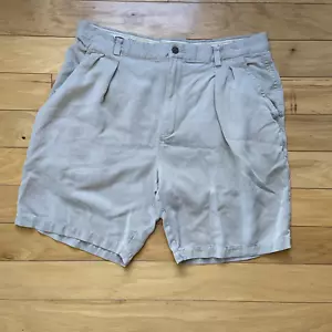 Tommy Bahama 100% Silk Khaki Pleated Chino Shorts Mens Size 36 - Picture 1 of 4