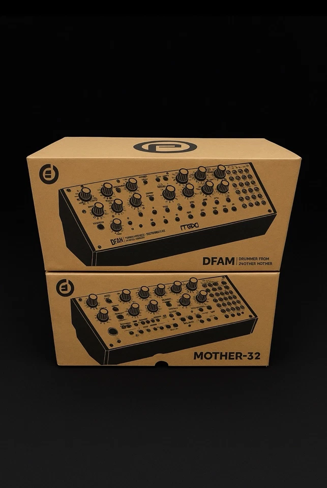 Paquete Moog: Caja abierta dfam, A Mint Mother 32, soporte Moog de 3 niveles, ajuste y parche Foto 1 de 4