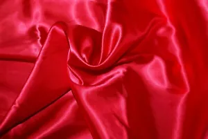 RED RUBY Mid Weight Satin / Sateen Fabric 114cm Wide, Twill Weave - Bild 1 von 4