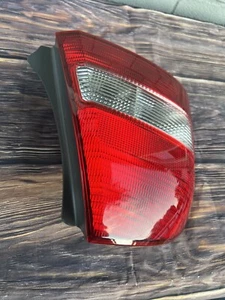 Mazda Protege NEW Factory Right Rear Tail Light Sedan 1999 To 2003 - Bild 1 von 9