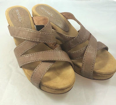 TACÓN CUÑA BIVIEL CUERO TOSTADO Y GAMUZA TOBOGÁN TALLA 7  Foto 1 de 4