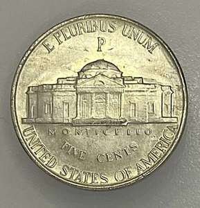 1943-P JEFFERSON NICKEL - LAMINATION CRACK, LEFT OF DOME - WAR, 35% SILVER ERROR - Picture 1 of 3