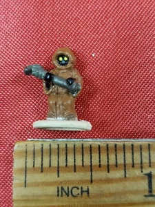 Star Wars Micro Machines Jawas Holding a Tool - Picture 1 of 3