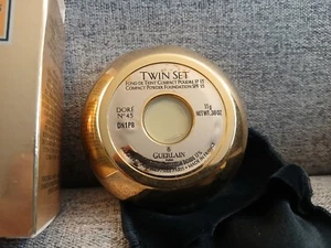 Guerlain Twin Set Compact Creme Foundation SPF 15 Dore # 45 New In Box RARE - Picture 1 of 4
