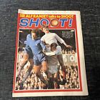 Shoot Magazine 10 Apr 1971 - Martin Peters Bobby Moncur Mike Summerbee