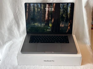 Apple MacBook Pro 16 Zoll (512GB SSD, M1 Pro, 16GB) Laptop - Space Grau - Top - Photo 1/12