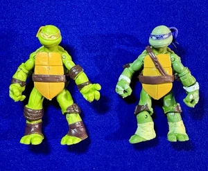 Teenage Mutant Ninja Turtles 2012 Serie Donatello & Michelangelo Actionfiguren - Bild 1 von 5