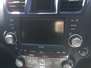 04-11 TOYOTA KLUGER, PRADO, AURION, CAMRY GENUINE NAVIGATION 4 CD STACKER REPAIR - Picture 1 of 12