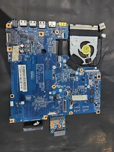 J71 ACER V5-571G Motherboard 48.4tu05.021 & Intel Core i5-2467 & GeForce GT 620M - Picture 1 of 16