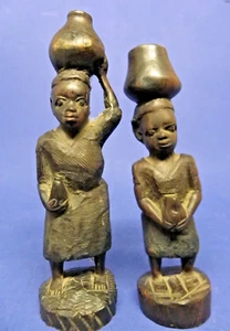 Par de estatuillas de madera talladas a mano estilo africano de 8,5" de alto - Imagen 1 de 7