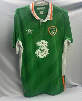 Camiseta polo de fútbol verde Irlanda #3 grande UMBRO Foto 1 de 4