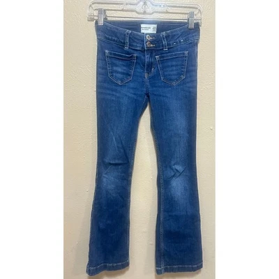 Pantalones de mezclilla Abercrombie para niños niñas talla 11/12 tiro bajo corte bota azul Foto 1 de 4
