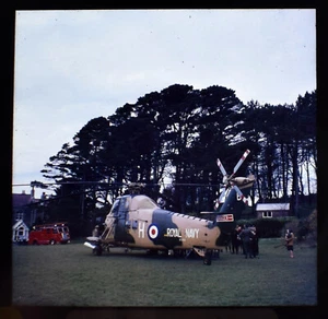 ROYAL NAVY HELICOPTER BATTISBOROUGH DEVON 1966 Magic Lantern Slide PHOTO VINTAGE - Picture 1 of 3
