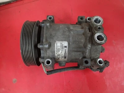 Compresor de aire acondicionado Dodge Ram Dakota 5.2 5.9 55055540 Sanden 4692 Foto 1 de 4