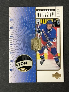 1999 UD Wayne Gretzky Living Legend Authentics #P3 Gretzky GAME-USED PUCK - Picture 1 of 2