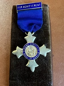 Vintage Evening Chronicle Medal Of Honour - Awarded To Gloops Club Member - Picture 1 of 10