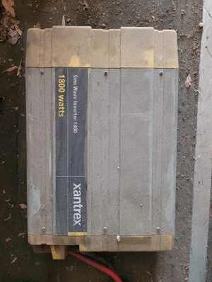 Inversor de onda sinusoidal Xantrex Prosine 1800i/24 Foto 1 de 2