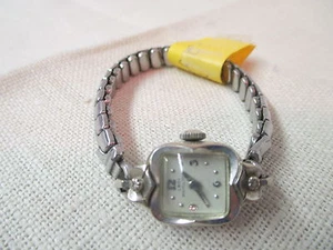 Vintage Lady Hamilton Wrist Watch 10K white Gold 22 Jewels 2 Diamonds Runs - Picture 1 of 3