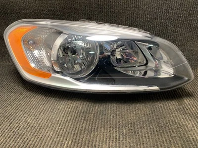 Fits 2014-2018 Volvo S60 Right Headlight Assembly OEM:31358114 - Image 1 of 4