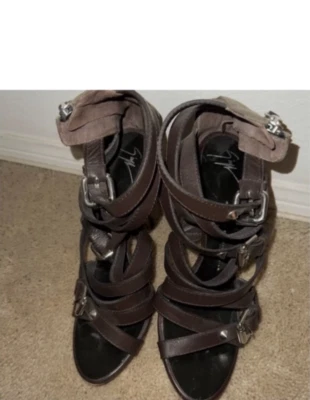 #LUXURY, #Giuseppe ZANOTTI brown strappy buckled GLADIATOR shoes sandals  - Image 1 of 4
