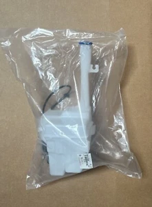 Genuine Windshield Water Reservoir 2012 to 2017 Azera Water Bottle Tank Motor - Picture 1 of 5