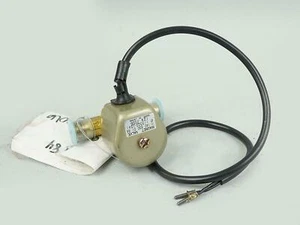 1995 - 1997 Mercedes Benz S Class W140 Ac Conditioner Valve Solenoid 1408300184 - Picture 1 of 8