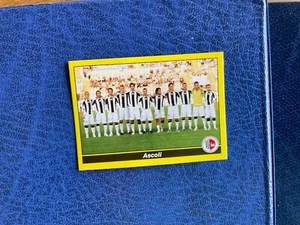 PANINI CALCIATORI 2009/10 SQUADRA ASCOLI 509 CON VELINA ORIGINALE - Bild 1 von 2
