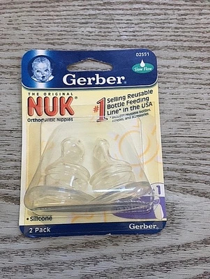 Nuevo paquete de 2 pezones de biberón Gerber Nuk 2004 vintage flujo lento para recién nacidos talla 1 Foto 1 de 2